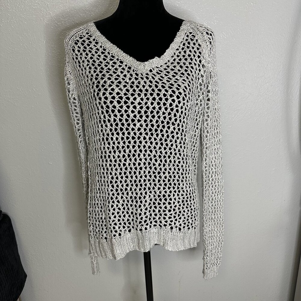 Maurices Women's Long Sleeve Pullover Sweater Size L Metallic Gray Loose Knit